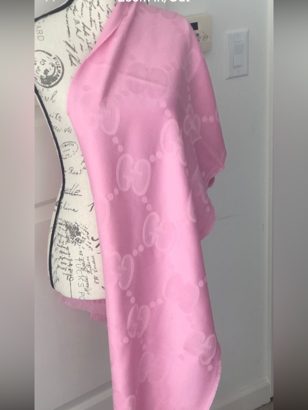 Gucci extra-large GG pink scarf NWOT